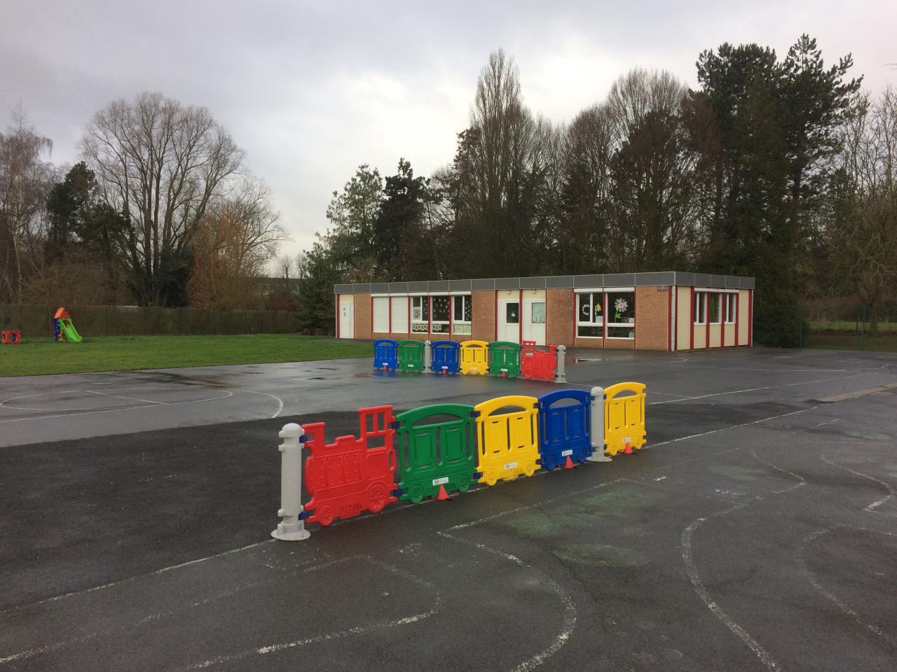 La salle de sieste et 2 classes